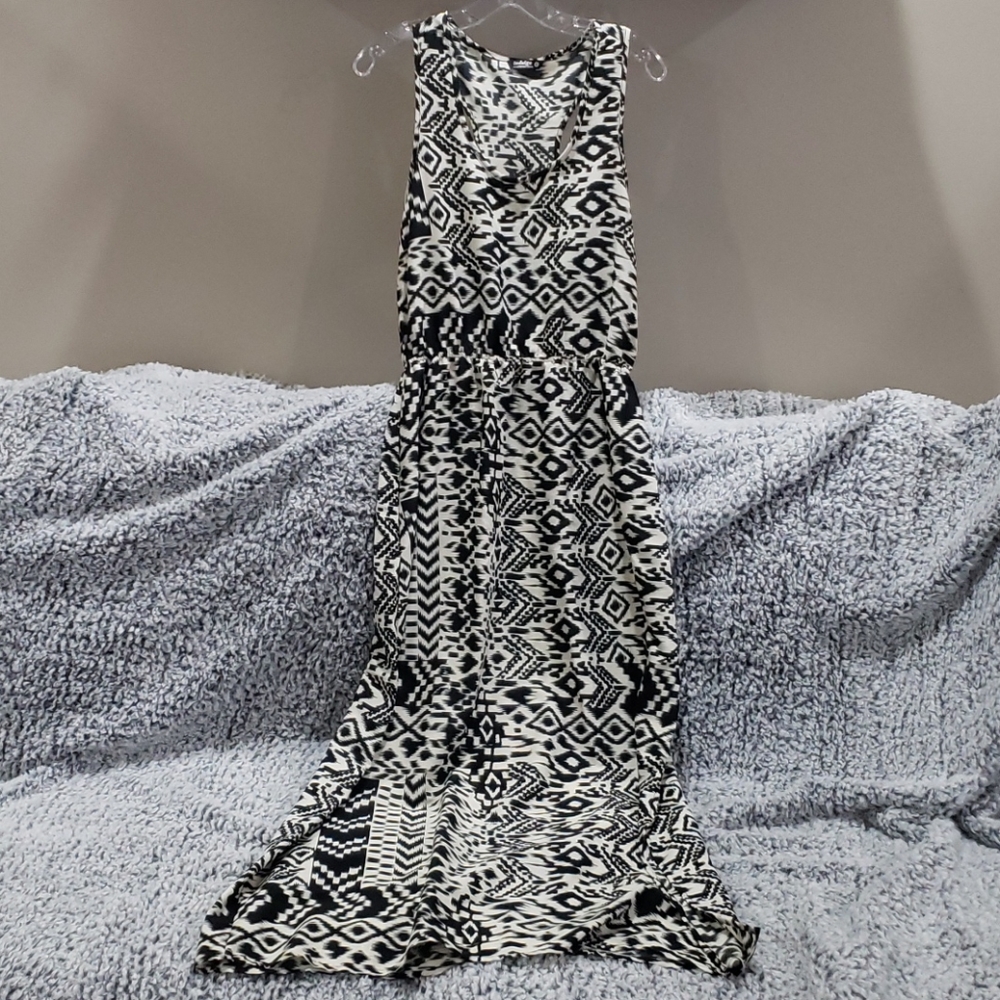 Indulge Maxi Dress